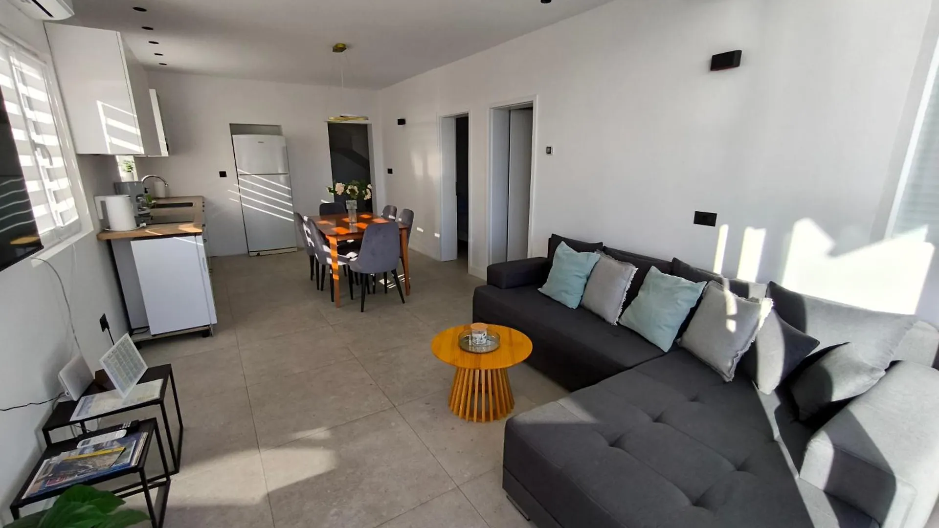 Astramaris Apartments Donji Okrug   Donji Okrug (Ciovo)
