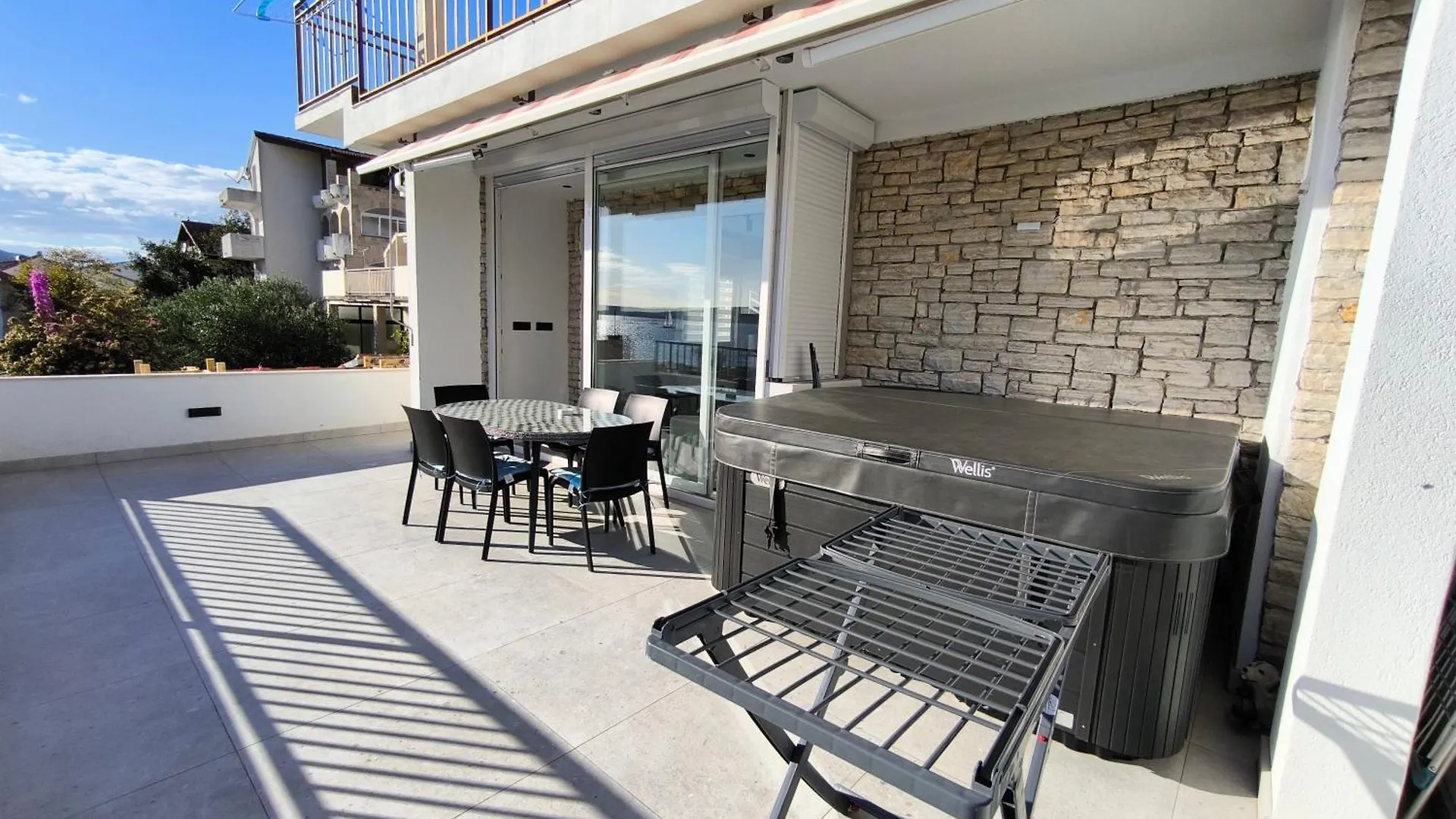 Astramaris Apartments location