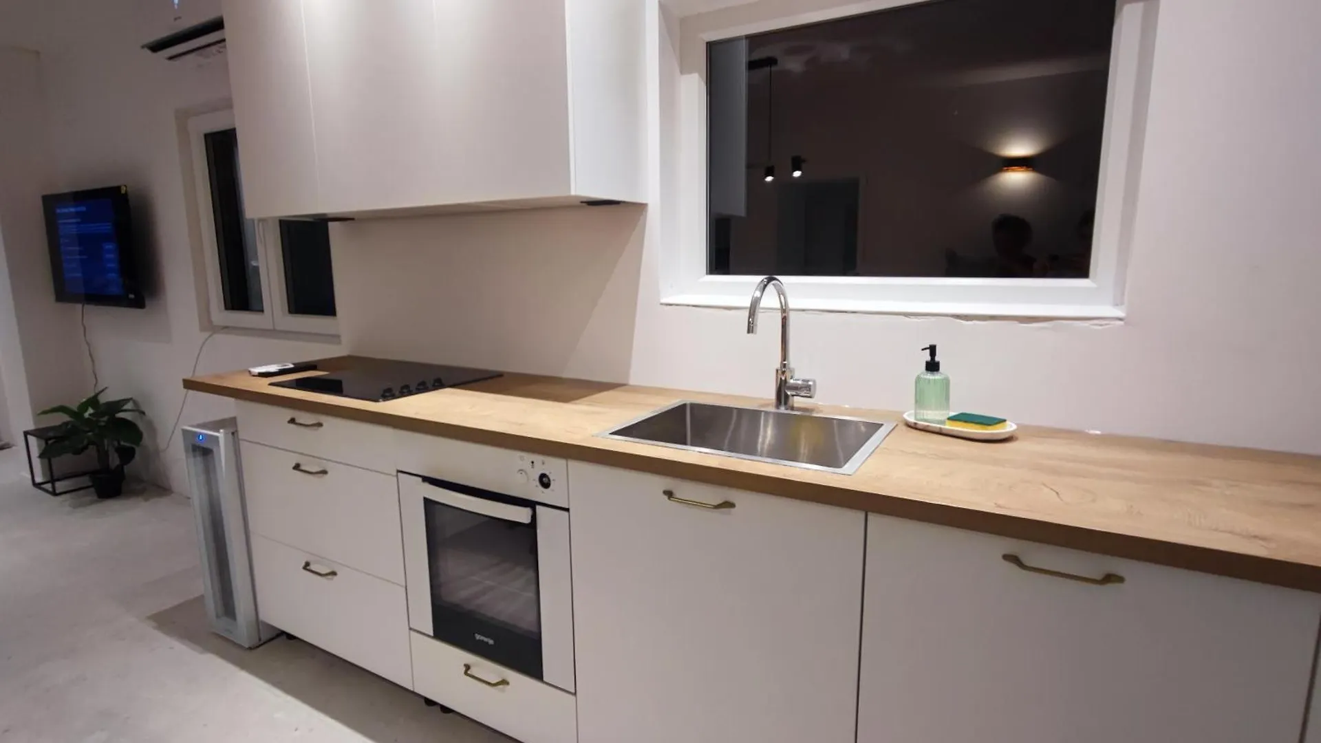 Astramaris Apartments Donji Okrug  Croatia