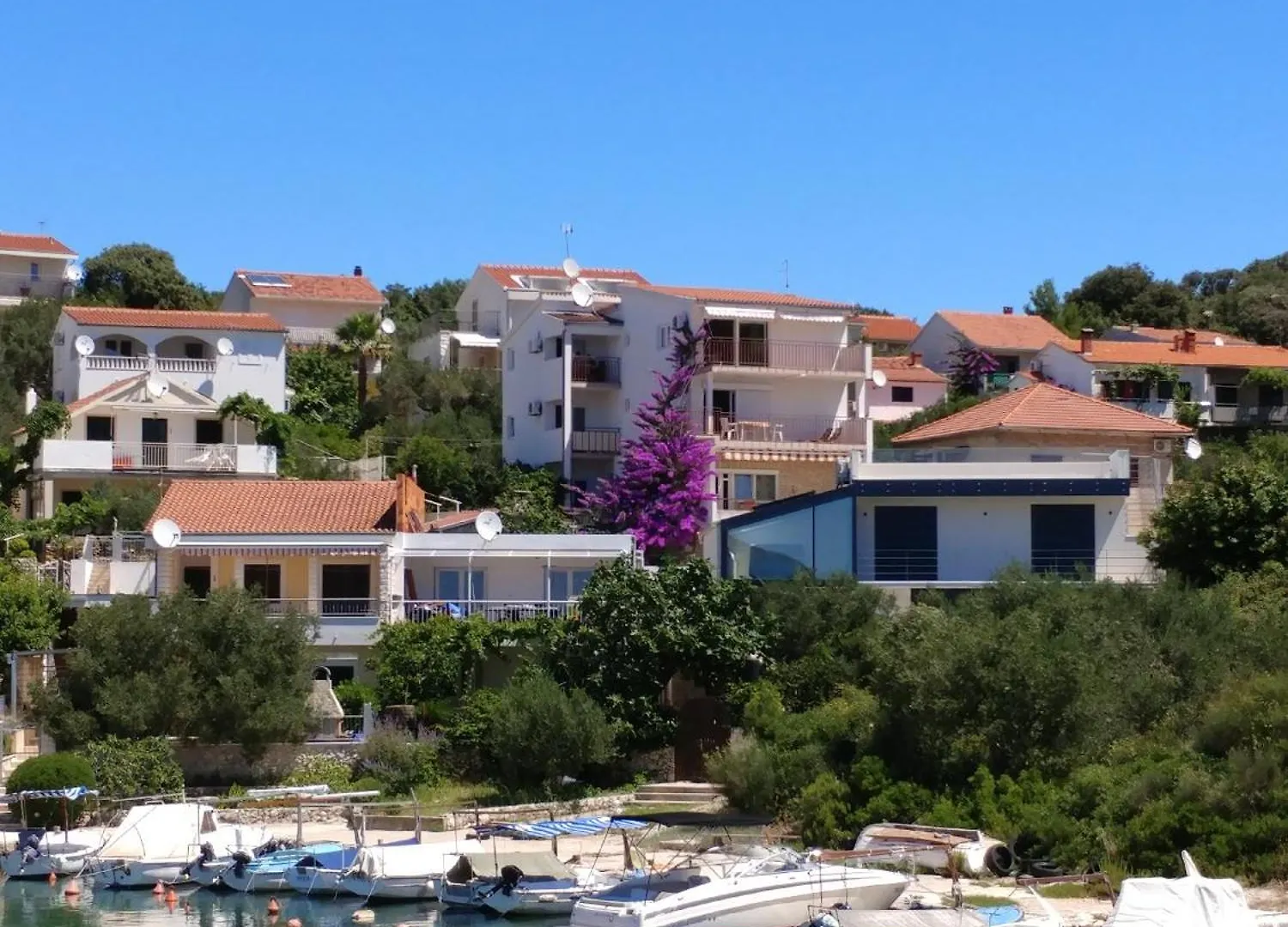 Astramaris Apartments Donji Okrug  0*, Donji Okrug (Ciovo) Croatia